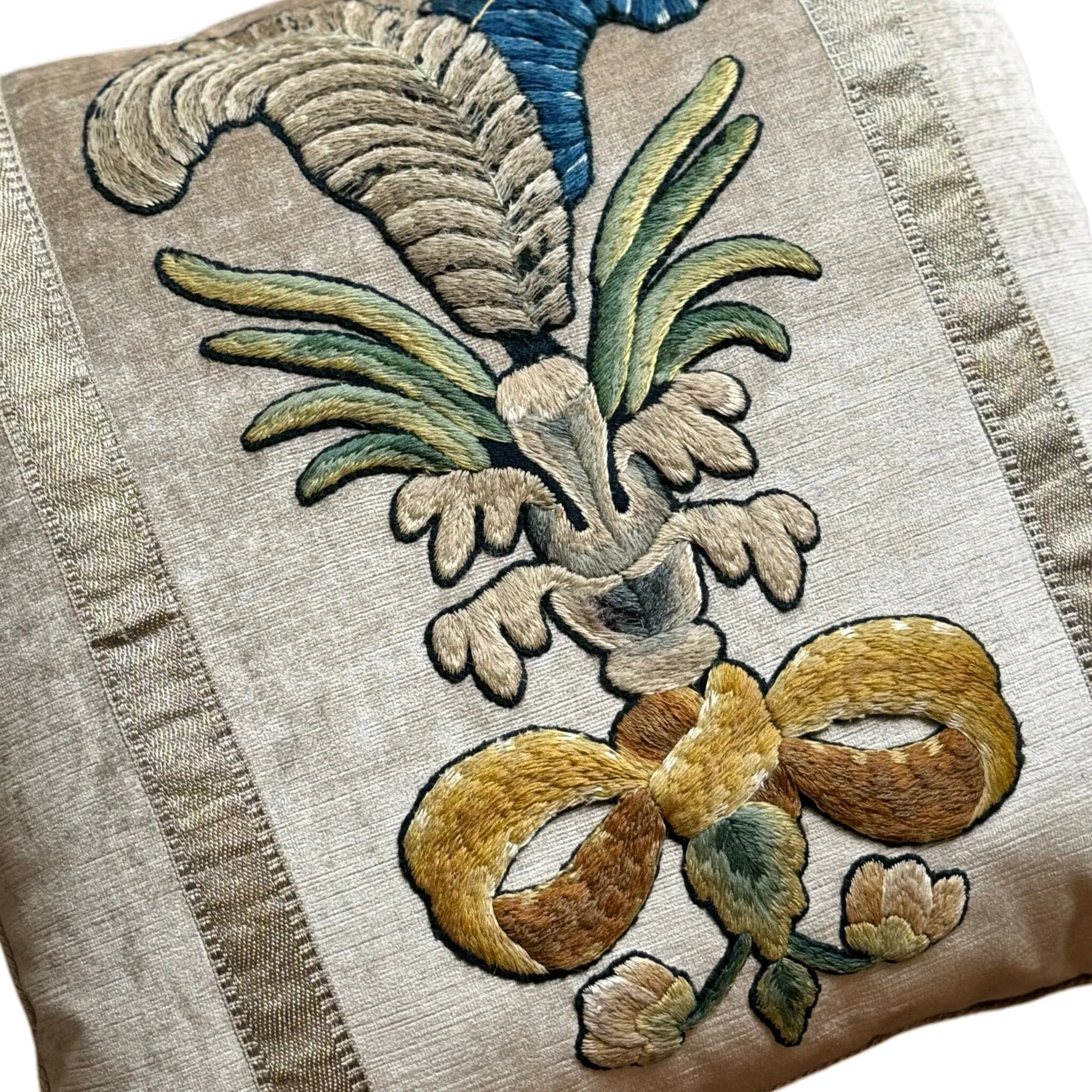 Antique English Crewel Embroidery (#E061724 | 20 x 21")