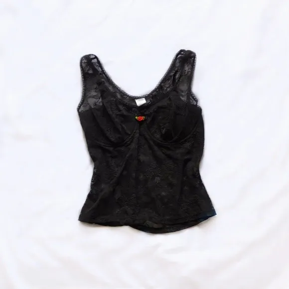 cabernet ⋆ vintage lace top