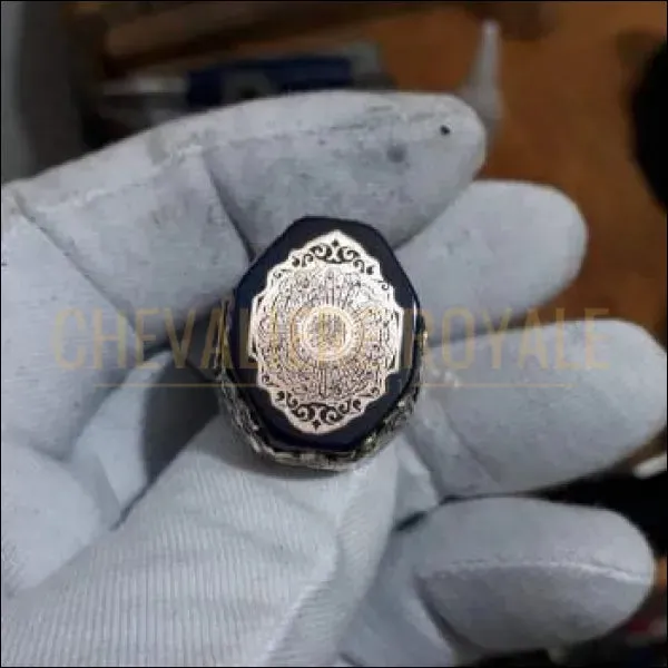 Chevalière homme artisanale argent pierre rare Sourate Ash-Sharh