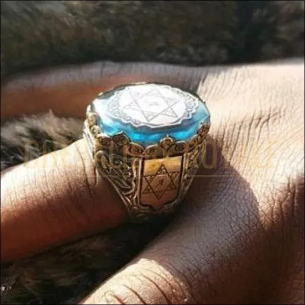 Chevalière homme artisanale argent pierre rare Sourate Ash-Sharh