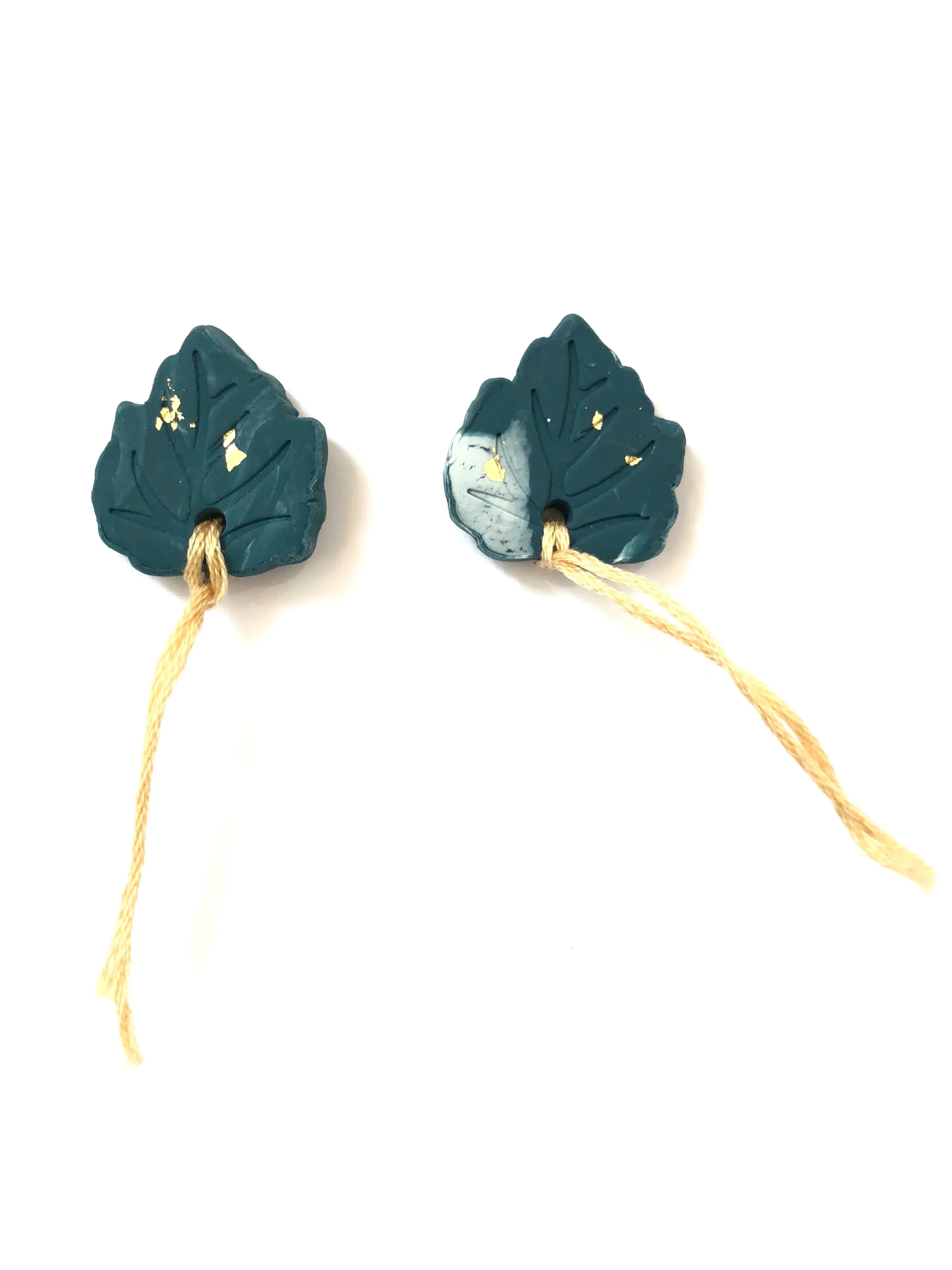 COCOLEÉ - Leaf Earrings