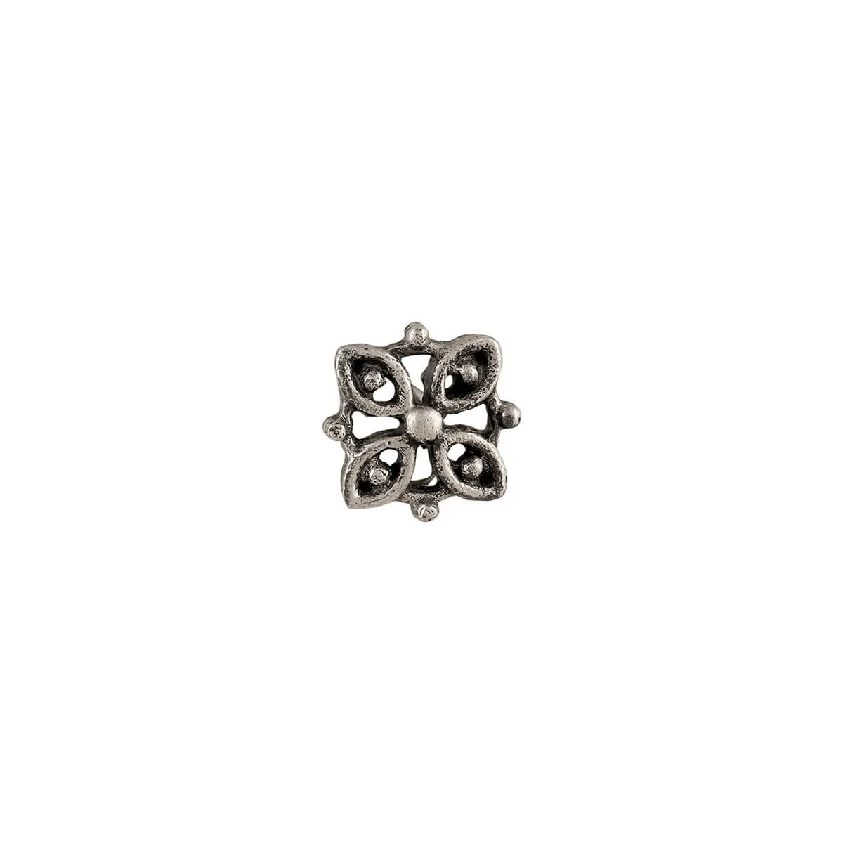 Diva Silver Nosepin, Piercing by MOHA