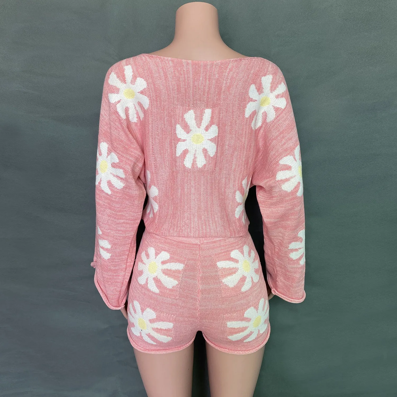Fashion Colorful Flower Knitted Suits