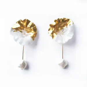 Flowerness Earrings with Pearl