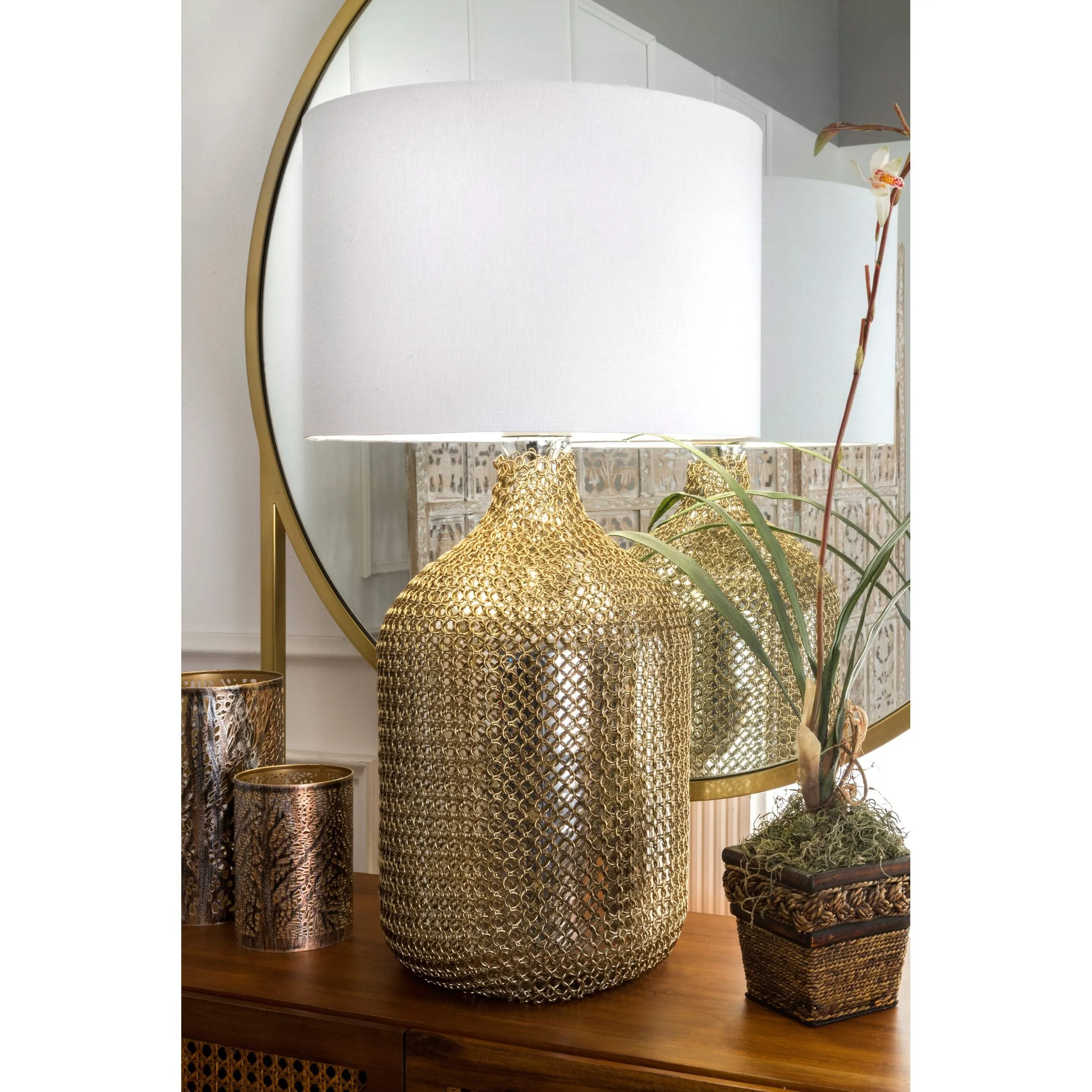 GLASS W/ GOLD METAL TABLE LAMP - 29
