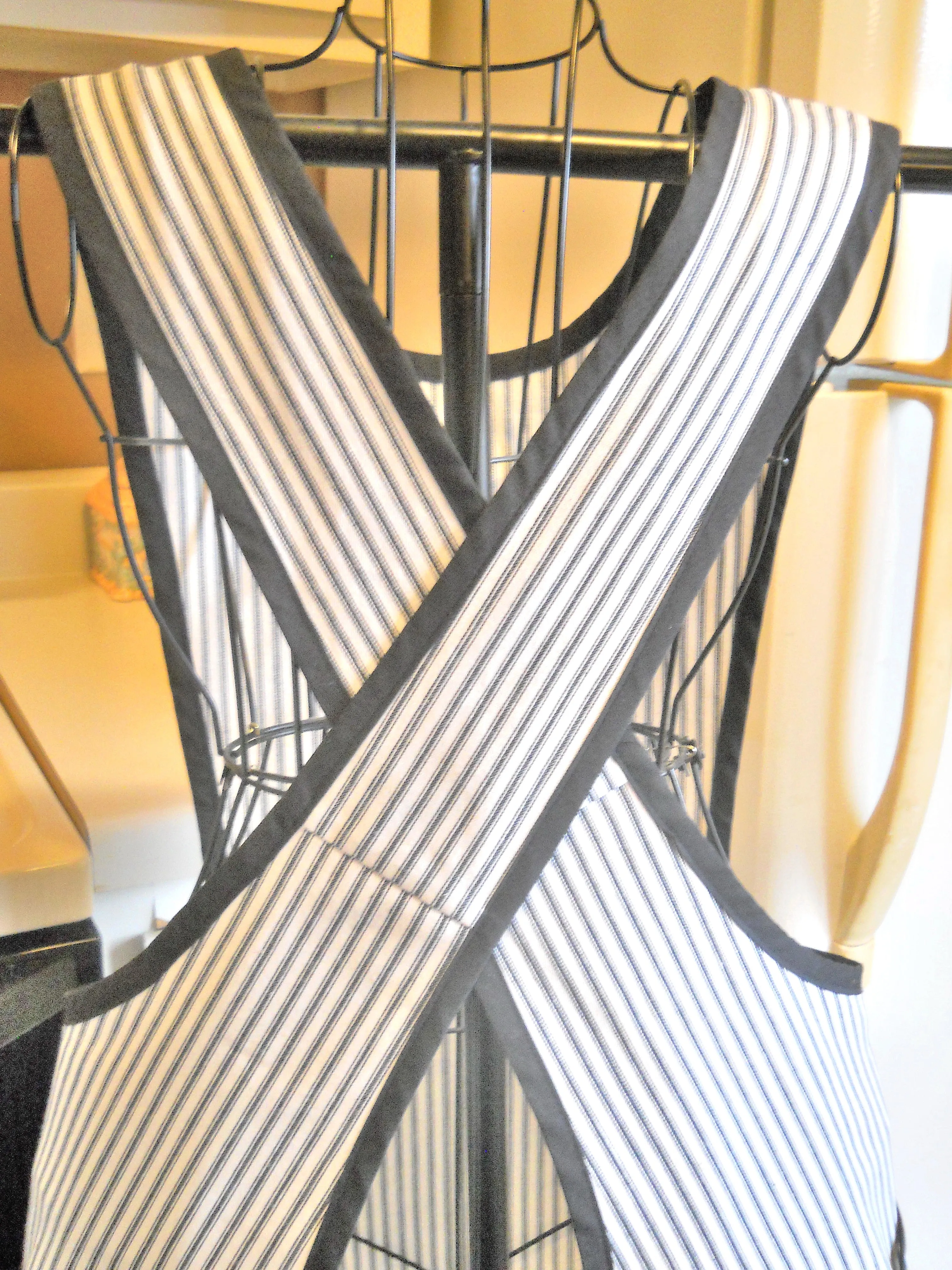 Grandma Crossover No Tie Apron in Black and White Mattress Ticking size Medium