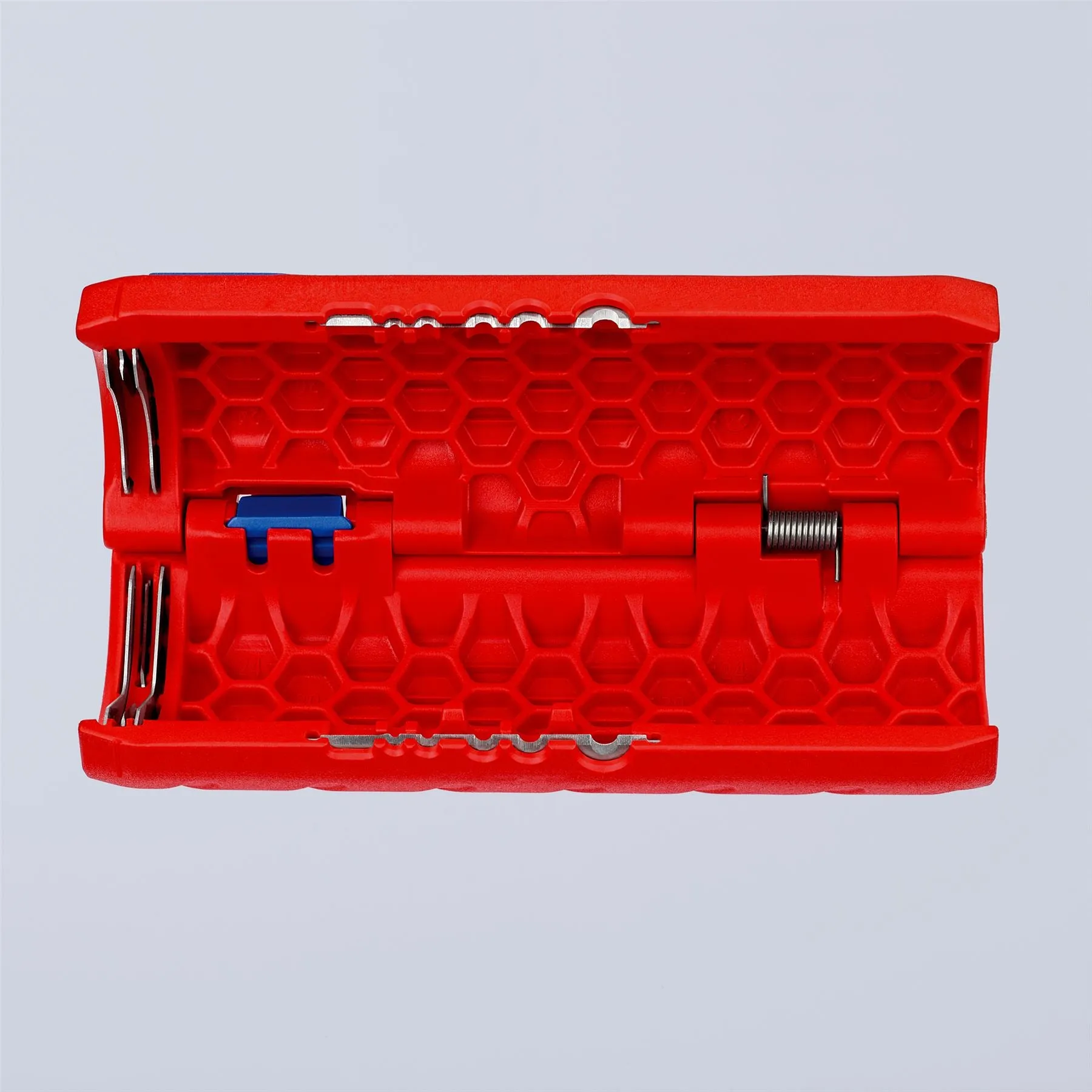 KNIPEX TwistCut Corrugated Pipe Cutter and Wire Stipper 13-32mm Diameter Capacity 100mm 90 22 02 SB