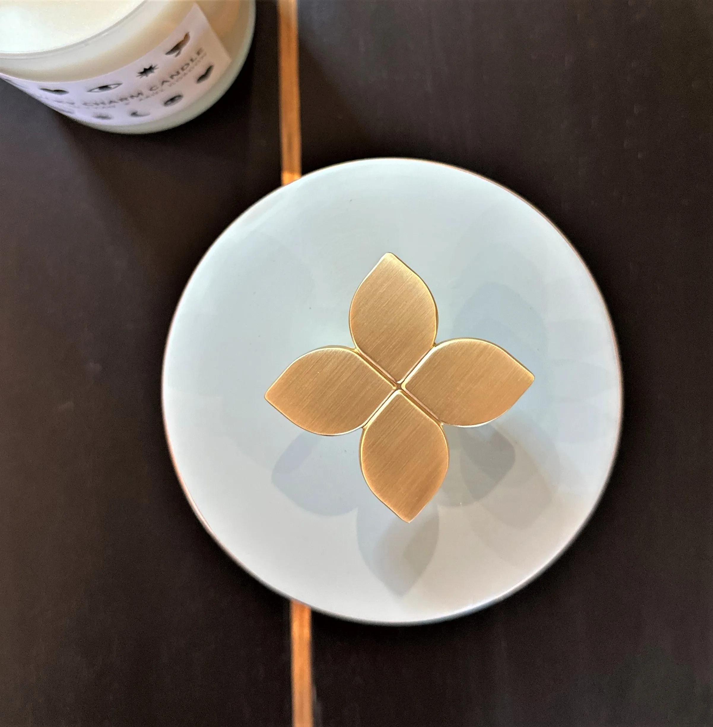 Leaf Handpainted Ceramic Round Box