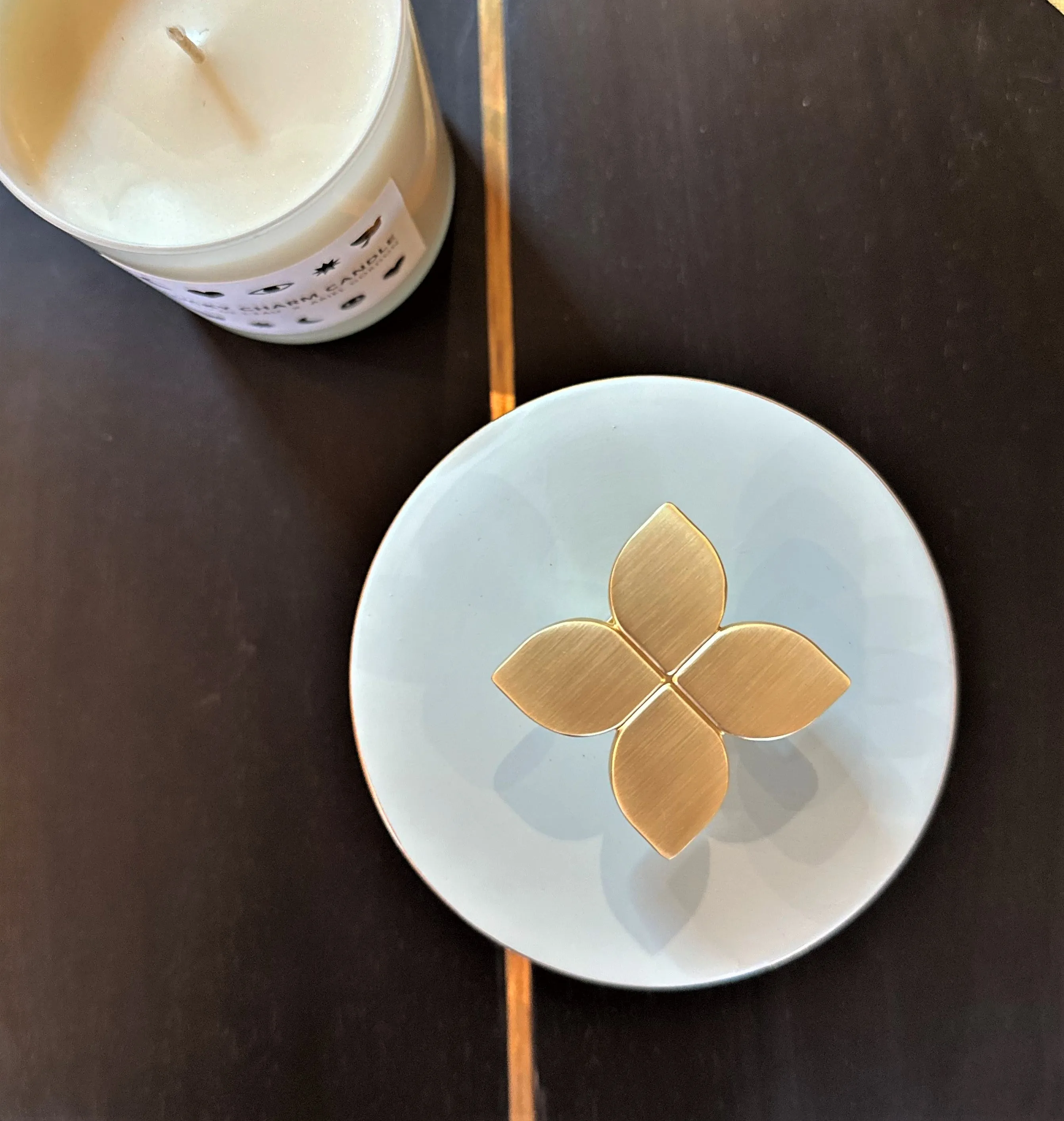 Leaf Handpainted Ceramic Round Box