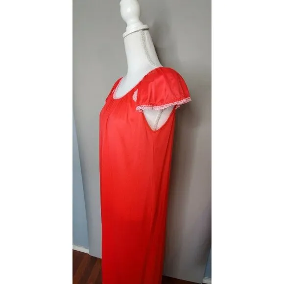 Lorraine Vintage Red Pink Lace Trimmed Nylon Nightgown/Robe Peignoir 2 PC Set S