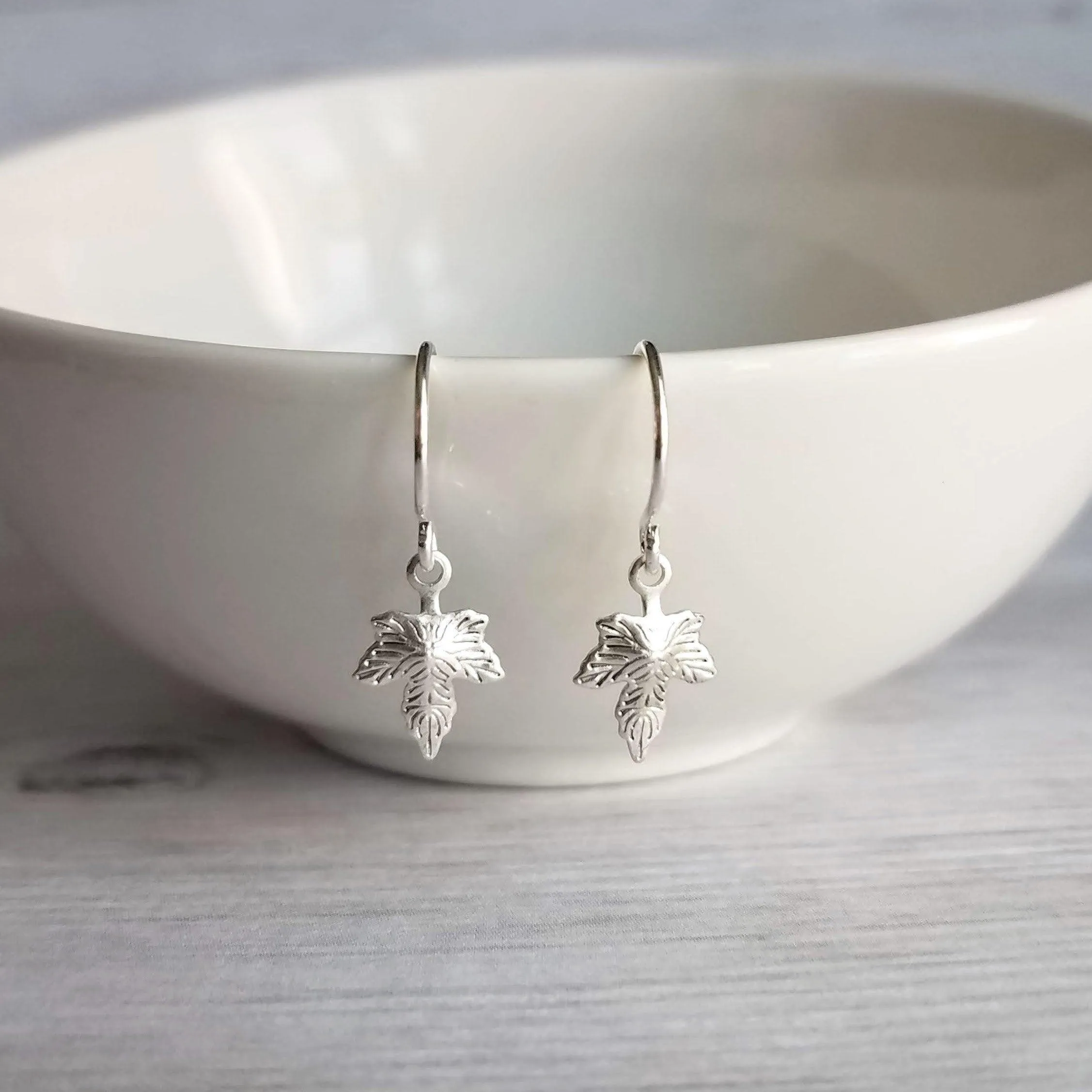 Maple Leaf Earrings, silver leaf earring, tiny leaf earring, Toronto, little leaf earring, leaf dangle earring, autumn earring, fall earring