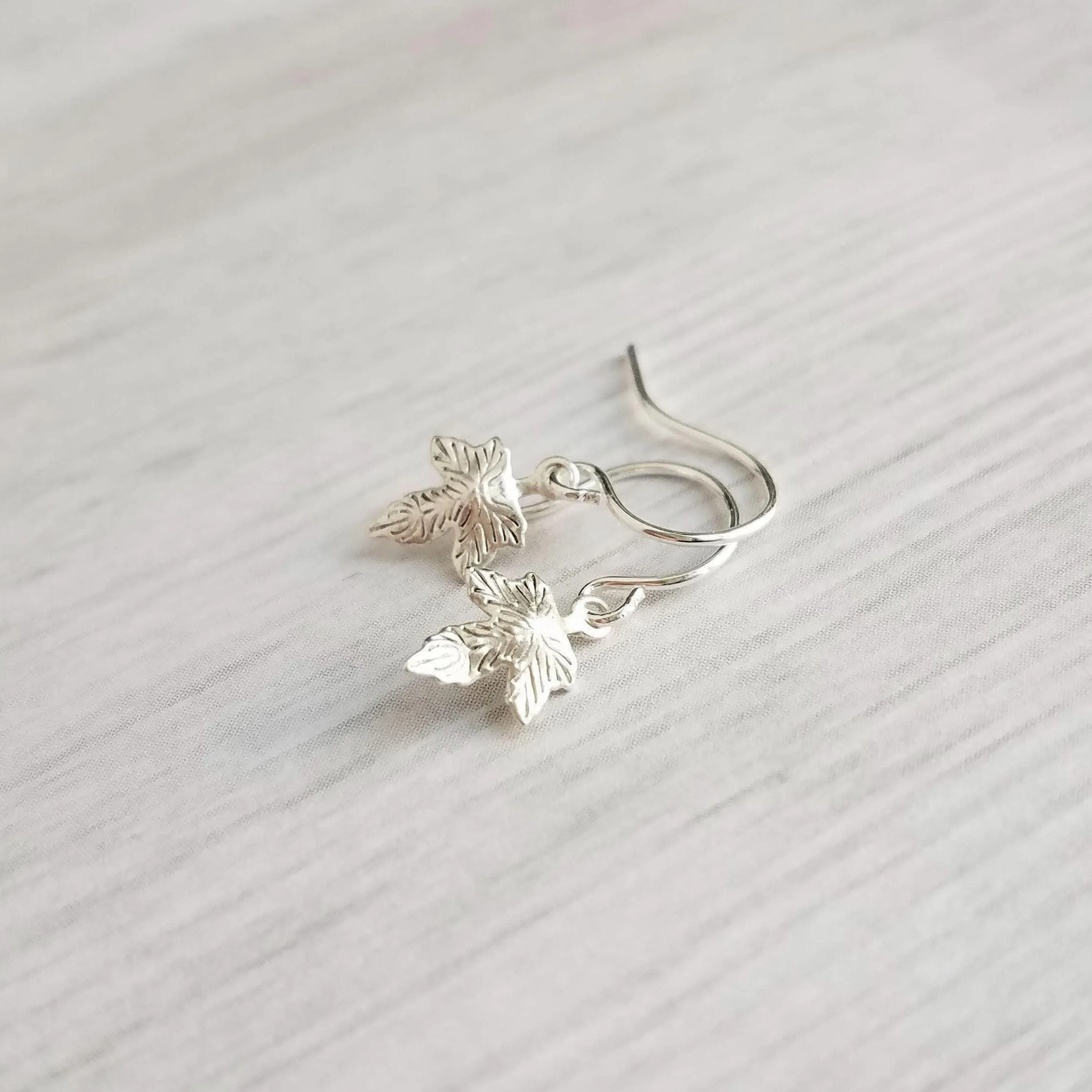 Maple Leaf Earrings, silver leaf earring, tiny leaf earring, Toronto, little leaf earring, leaf dangle earring, autumn earring, fall earring