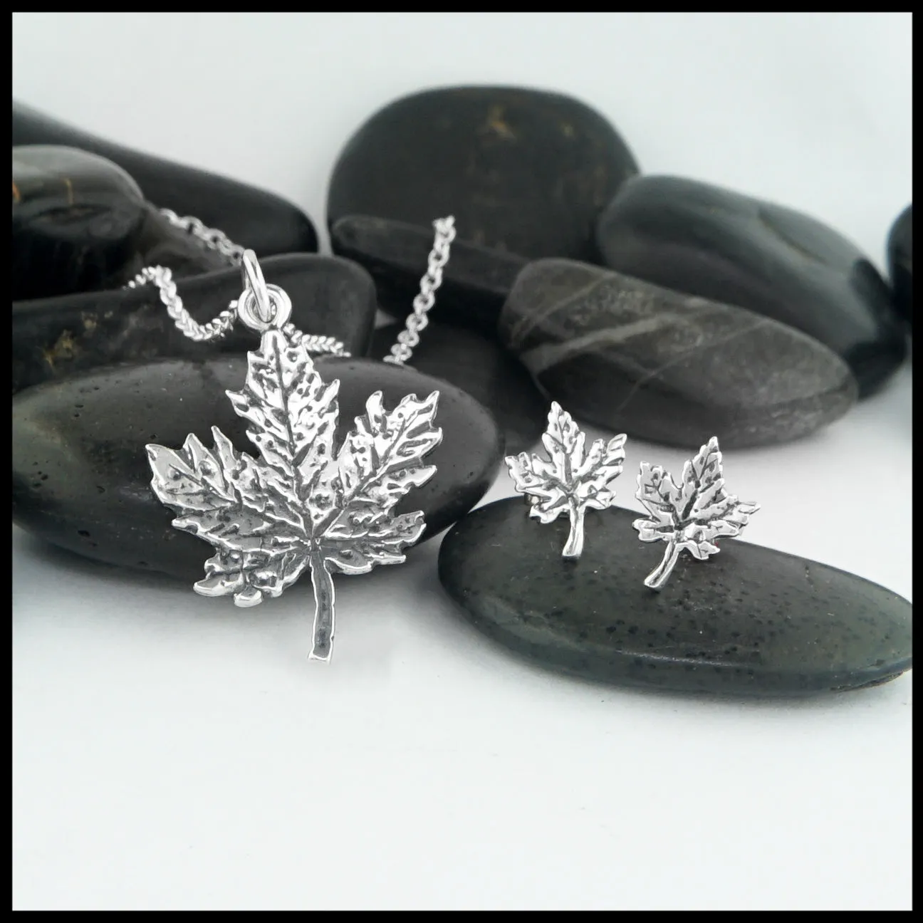 Maple Leaf Pendant and Earring Set