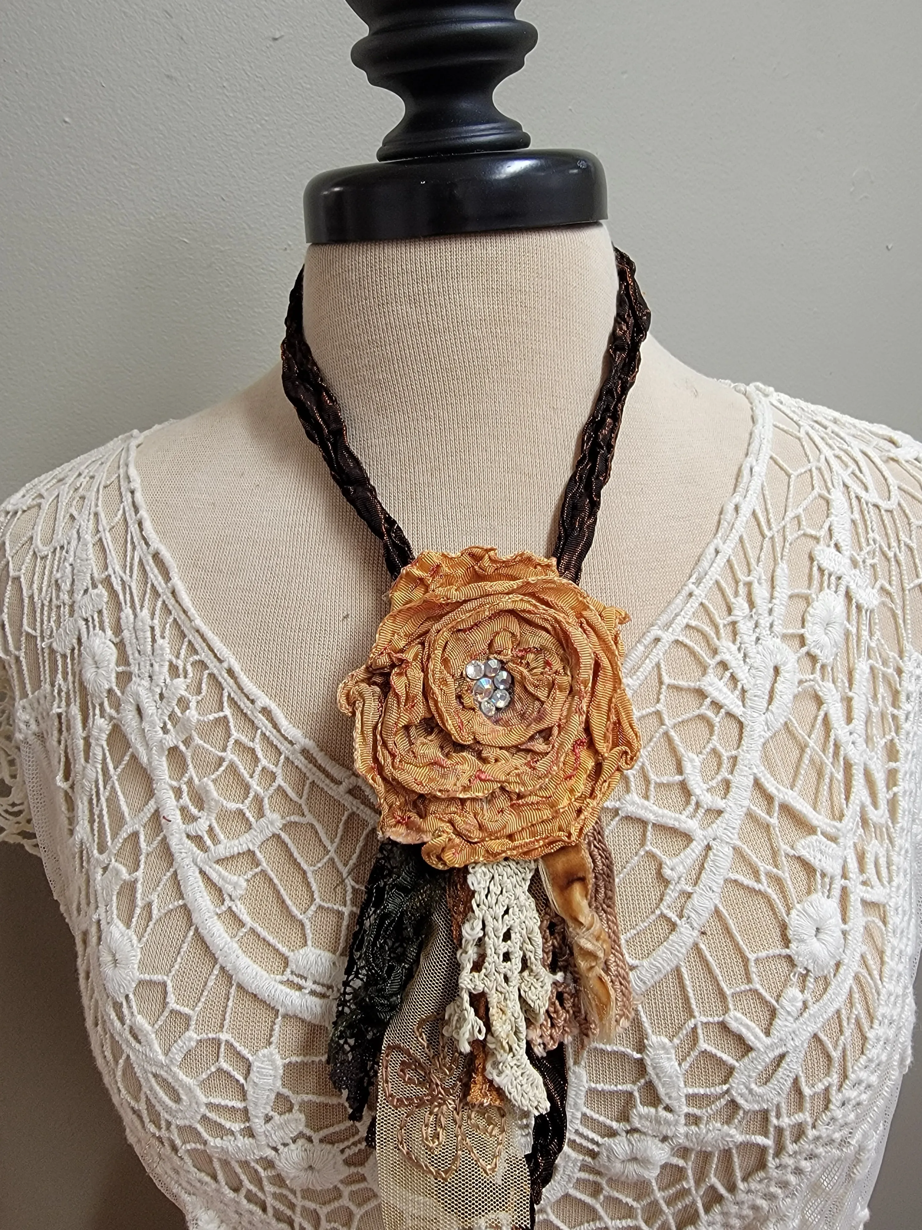 Medium - Vintage-Inspired Handcrafted Fabric Flower Brooch/Necklace