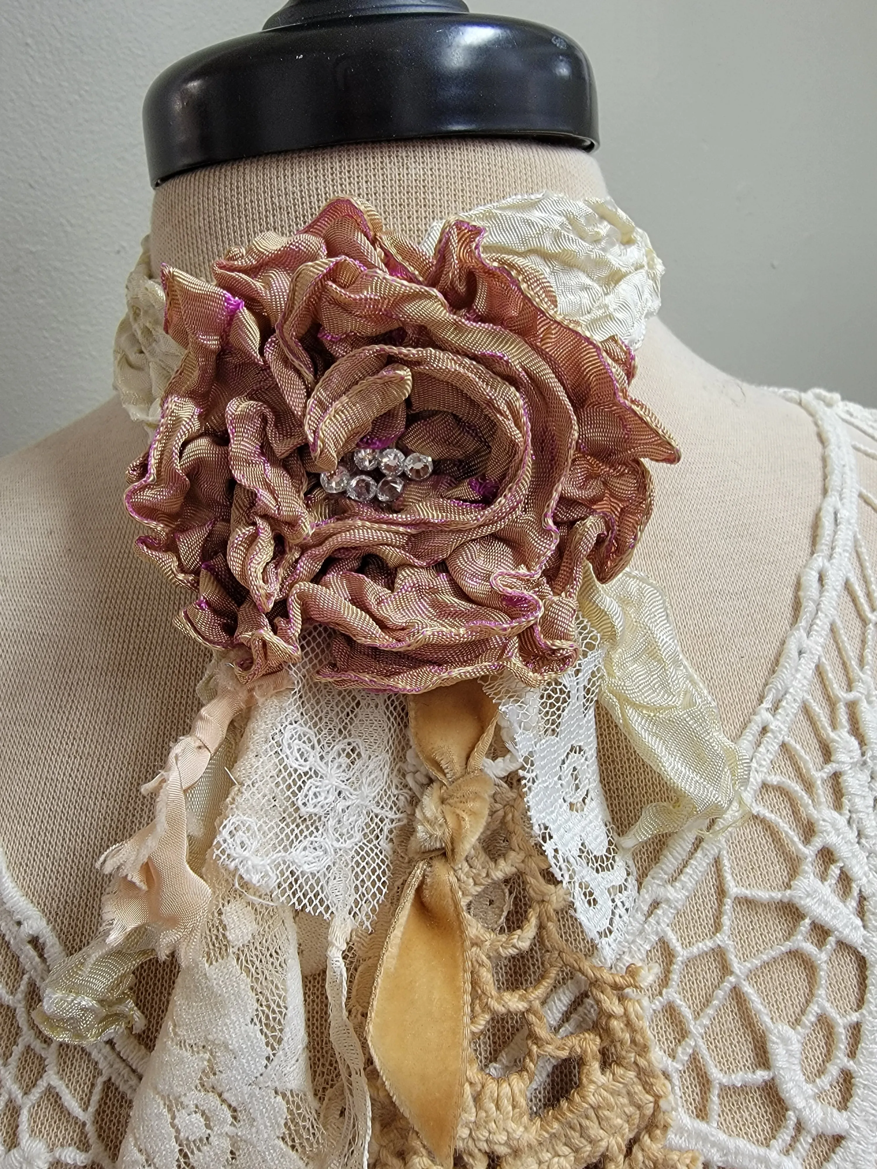 Medium - Vintage-Inspired Handcrafted Fabric Flower Brooch/Necklace