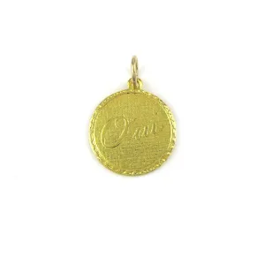 Metal Oui Charm