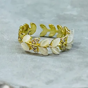 Multi-Leaf Sparkling Gemstone Adjustable Ring, Nature