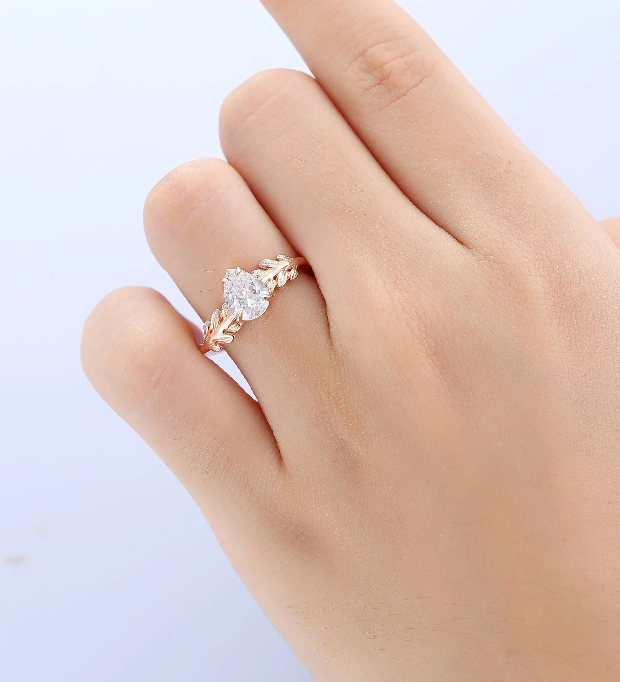 Nature Inspired Leaf Round Lab Grown Diamond Wedding Ring
