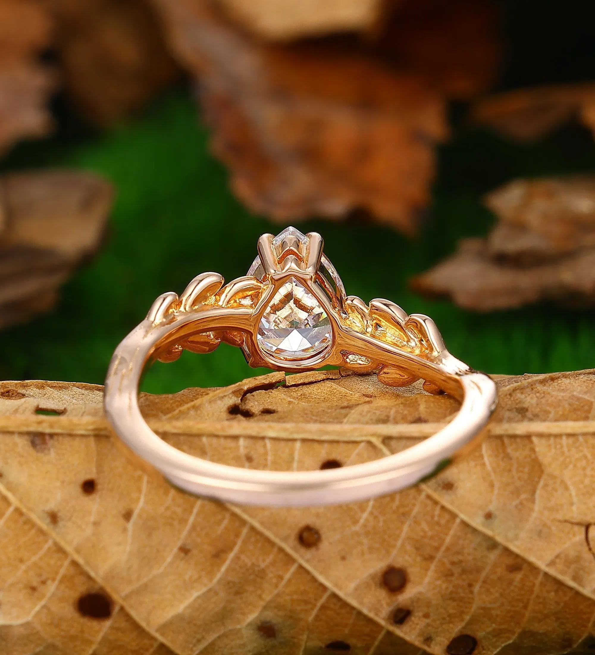 Nature Inspired Leaf Round Lab Grown Diamond Wedding Ring