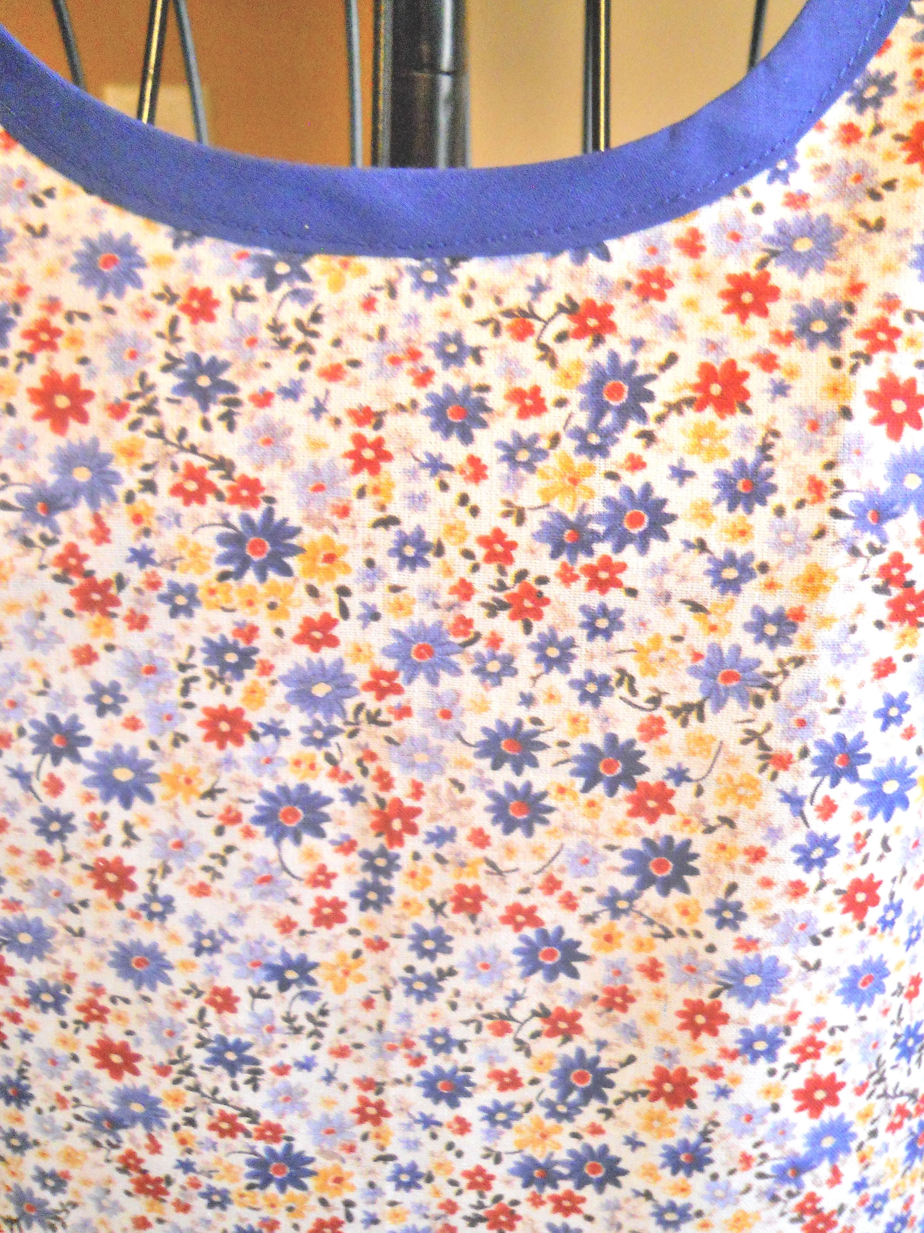 Old Fashioned Full Apron with a Blue Red and Yellow Floral size XL