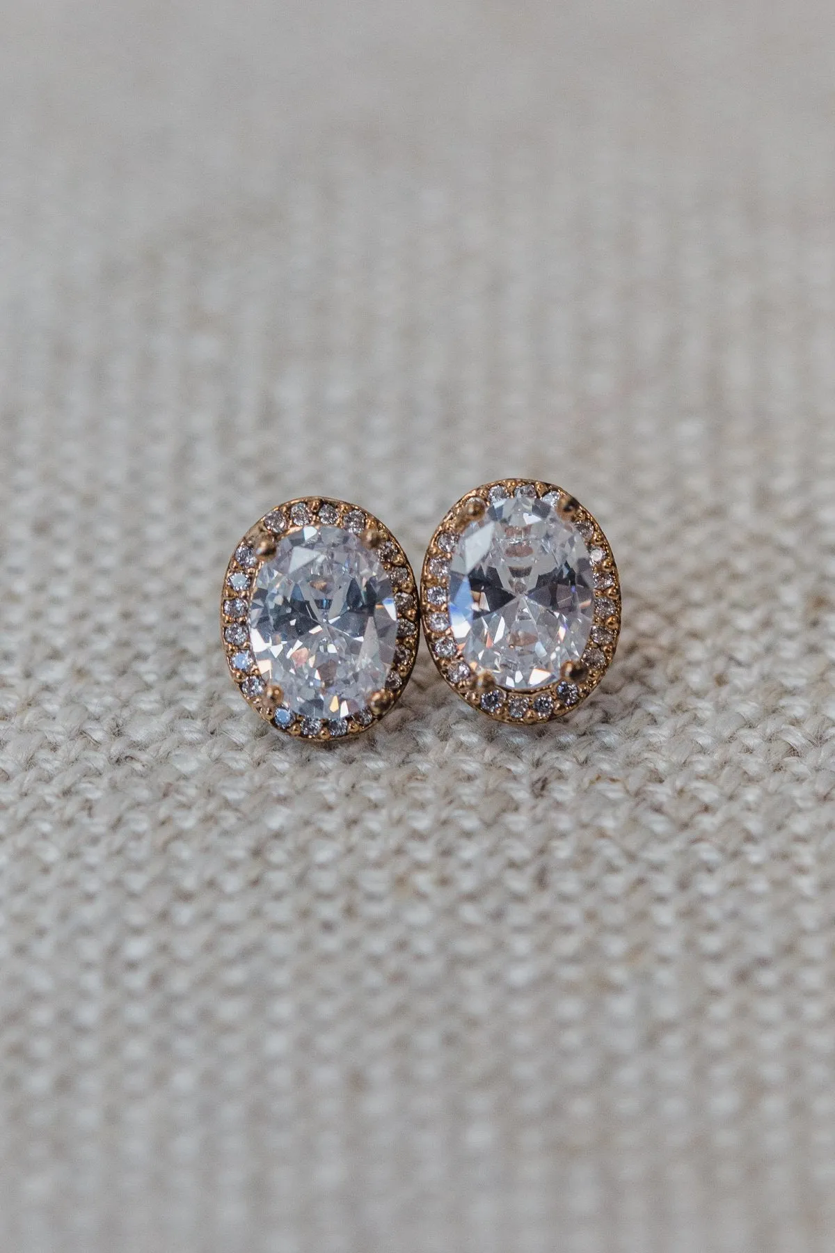 Oval Stud Earrings- Gold