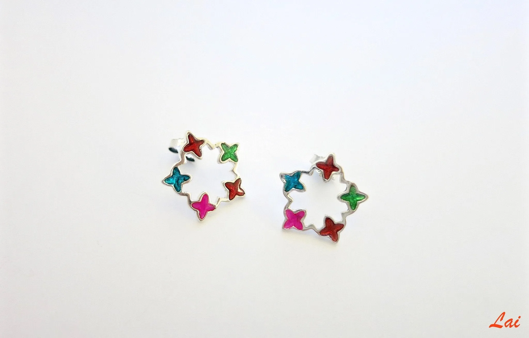 Quirky, enamel flower circular studs