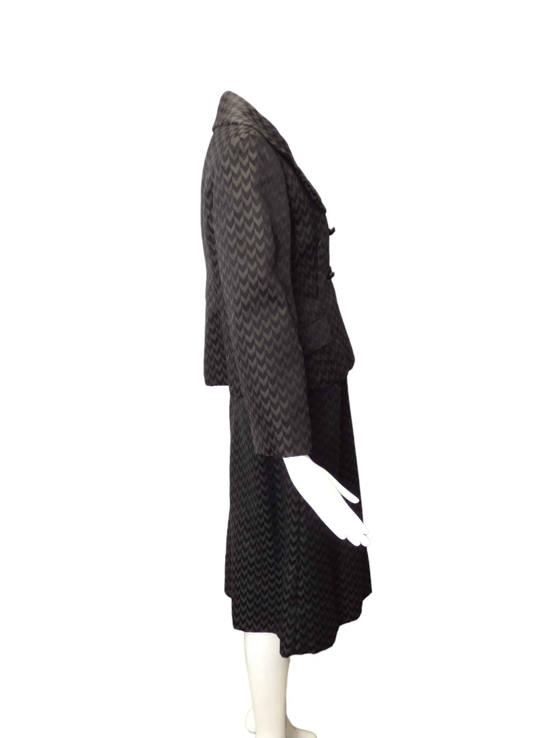 RONALD AMEY- 1960s Chevron Skirt Suit, Size-8