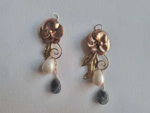 rose garden | vintage flower pin pearl and quartz earrings