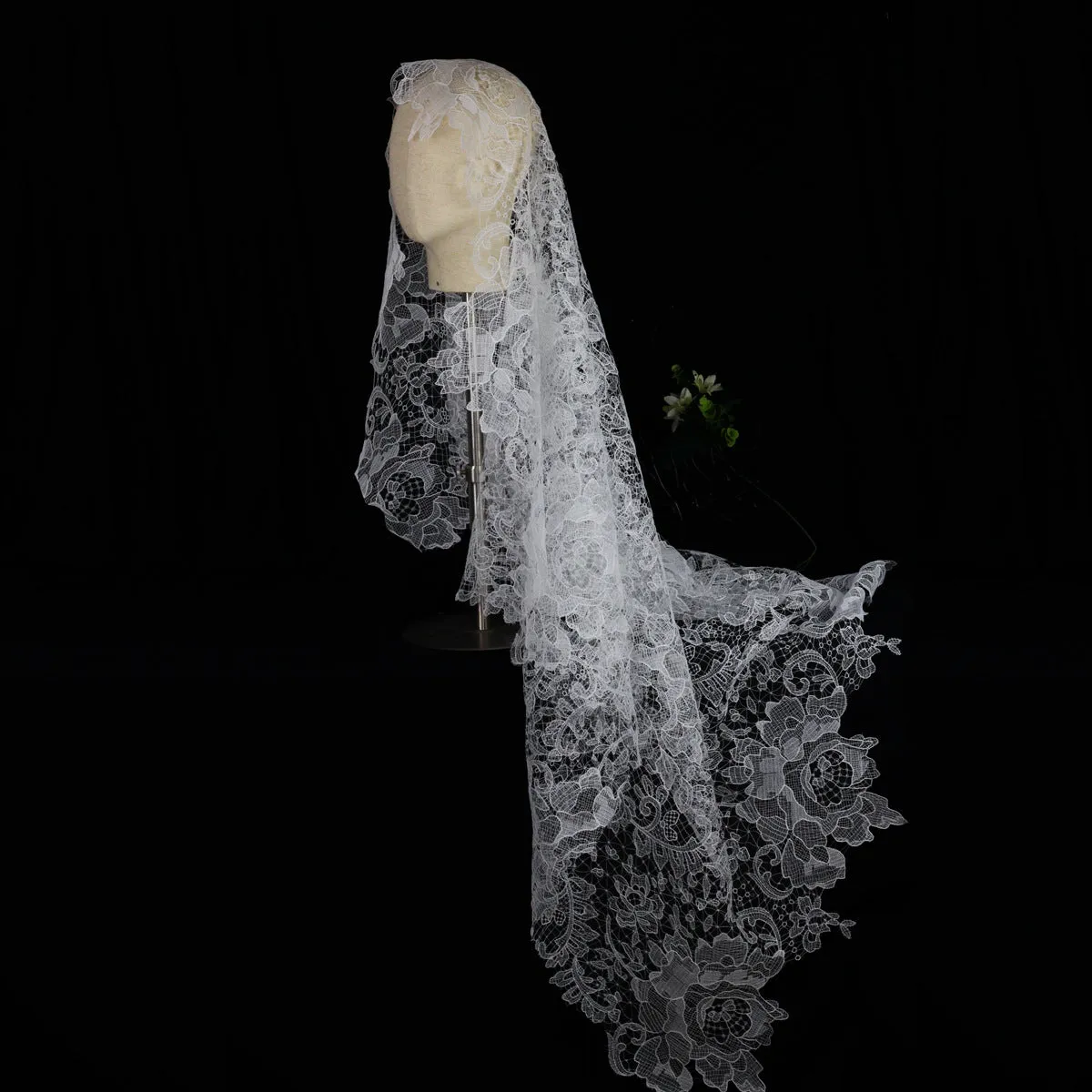 Roycebridal Vintage Lace Bridal Veil Viniodress LA002