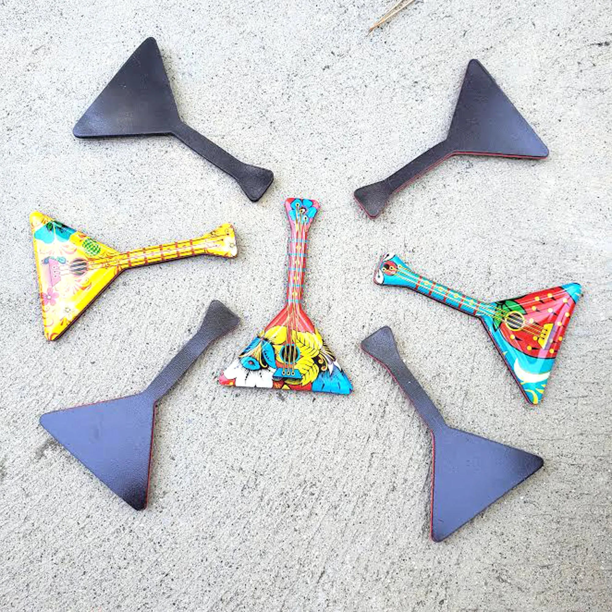 Set of 3 Balalaika Magnet in Assorted Color