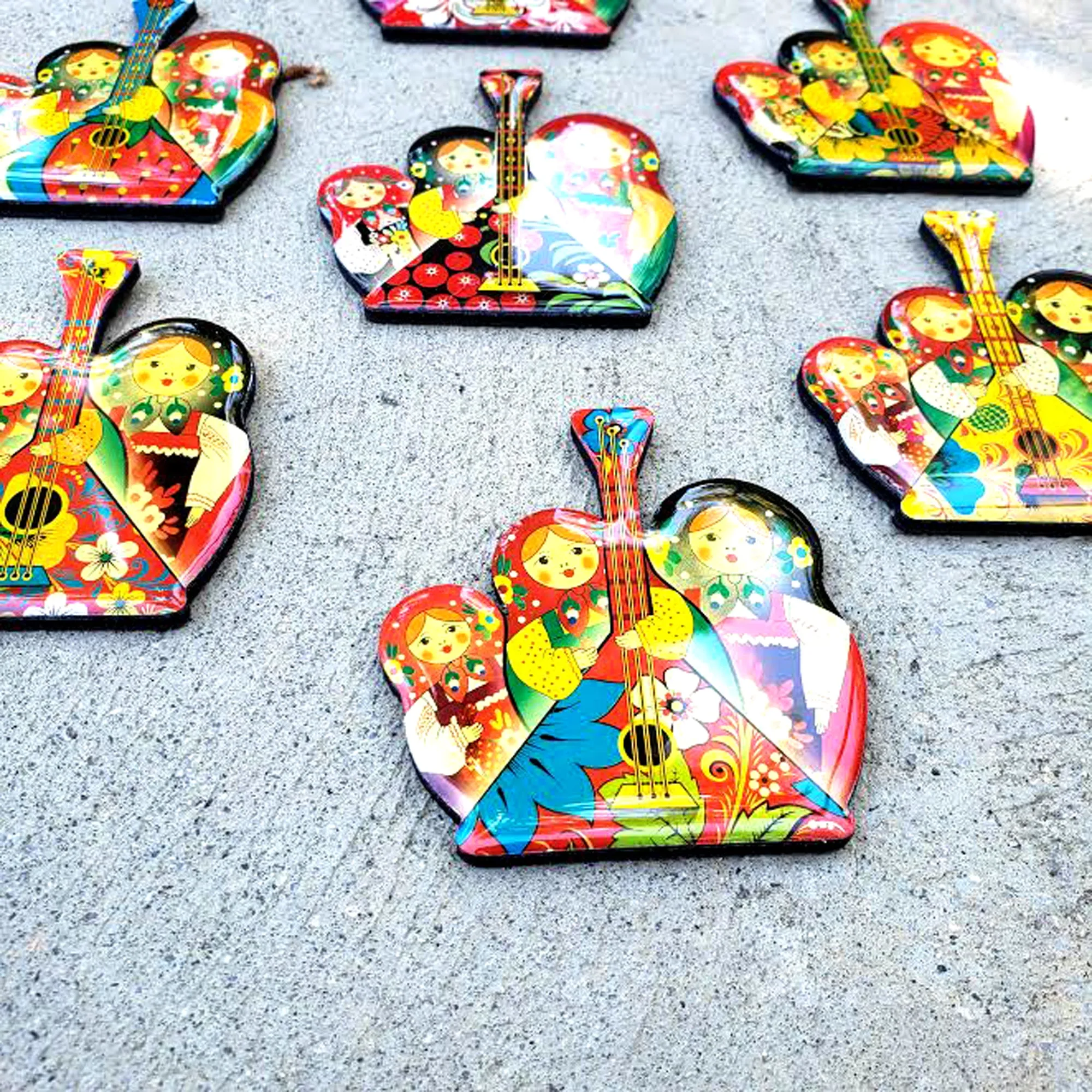 Set of 3 Nesting Doll Matryoshka with Balalaika Magnets in Assorted Color
