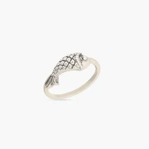 Simple Fish Oxidized Finger Ring