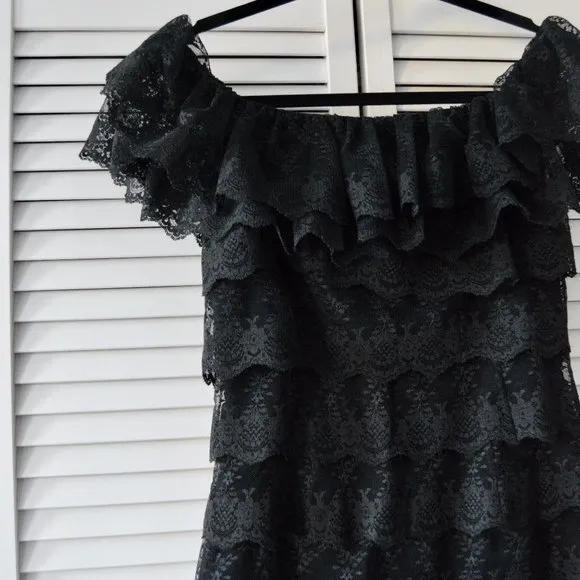 Tadashi Shoji Size 2 Vintage Black Lace Layered Cap Sleeve Dress | Size 2
