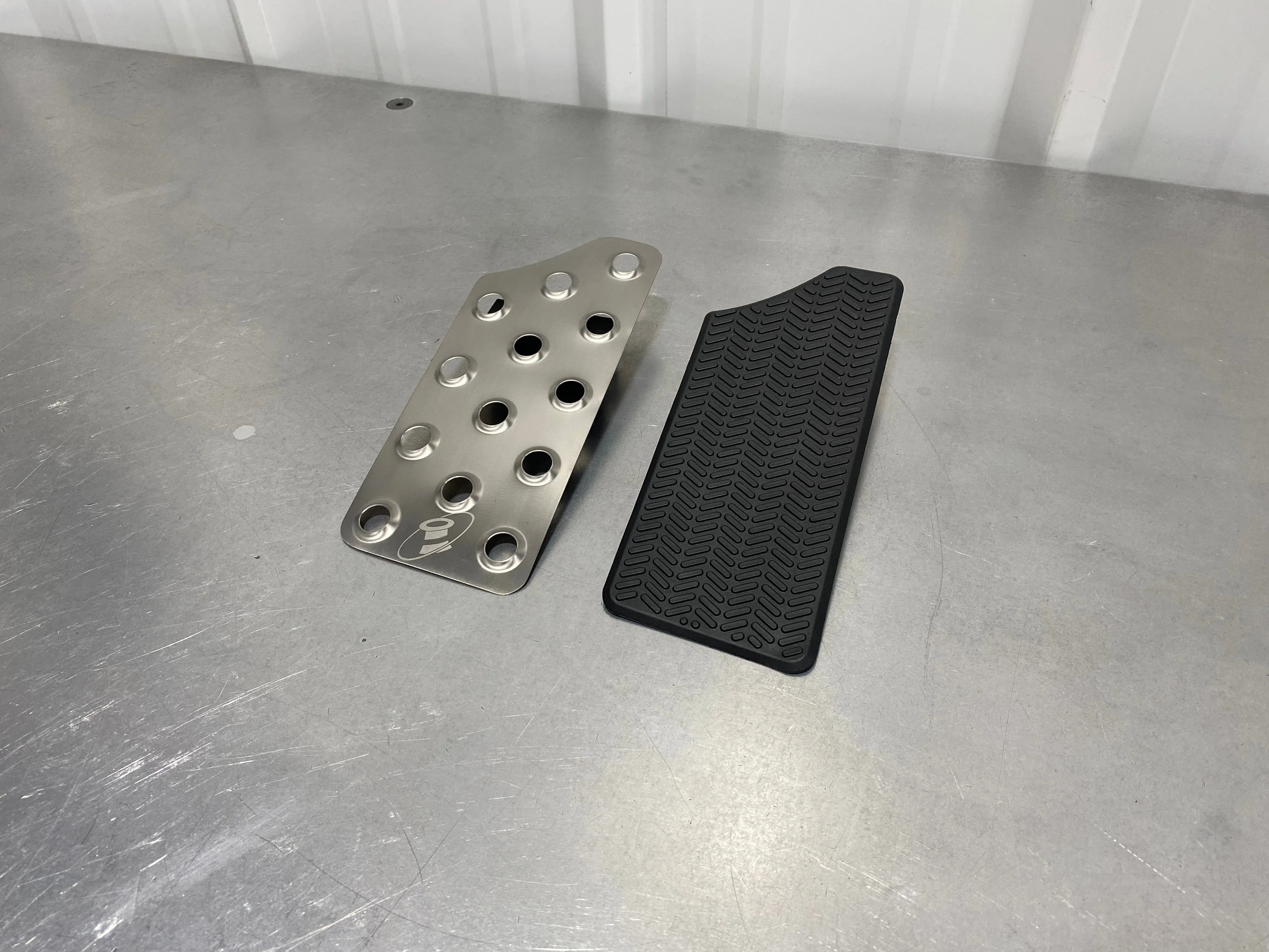 Titanium deal pedal - Honda Civic Type R FK8