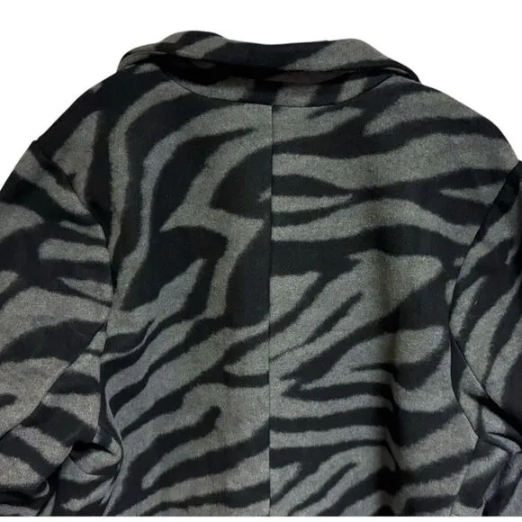 Torrid Gray Black Tiger Wave Jacquard Blazer Style Coat Size 2 2XL NWT
