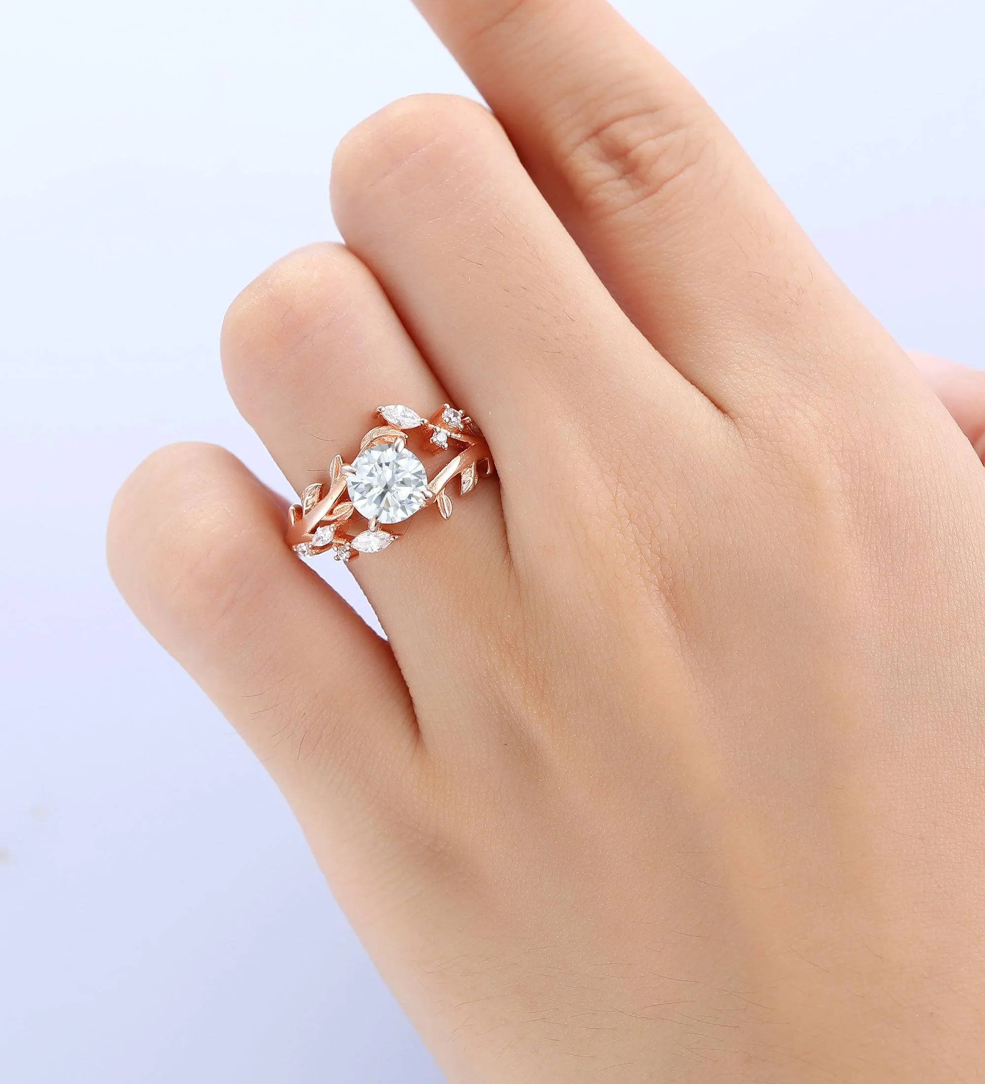 Twig Branch Round Shaped Lab Grown Diamond Engagement Ring