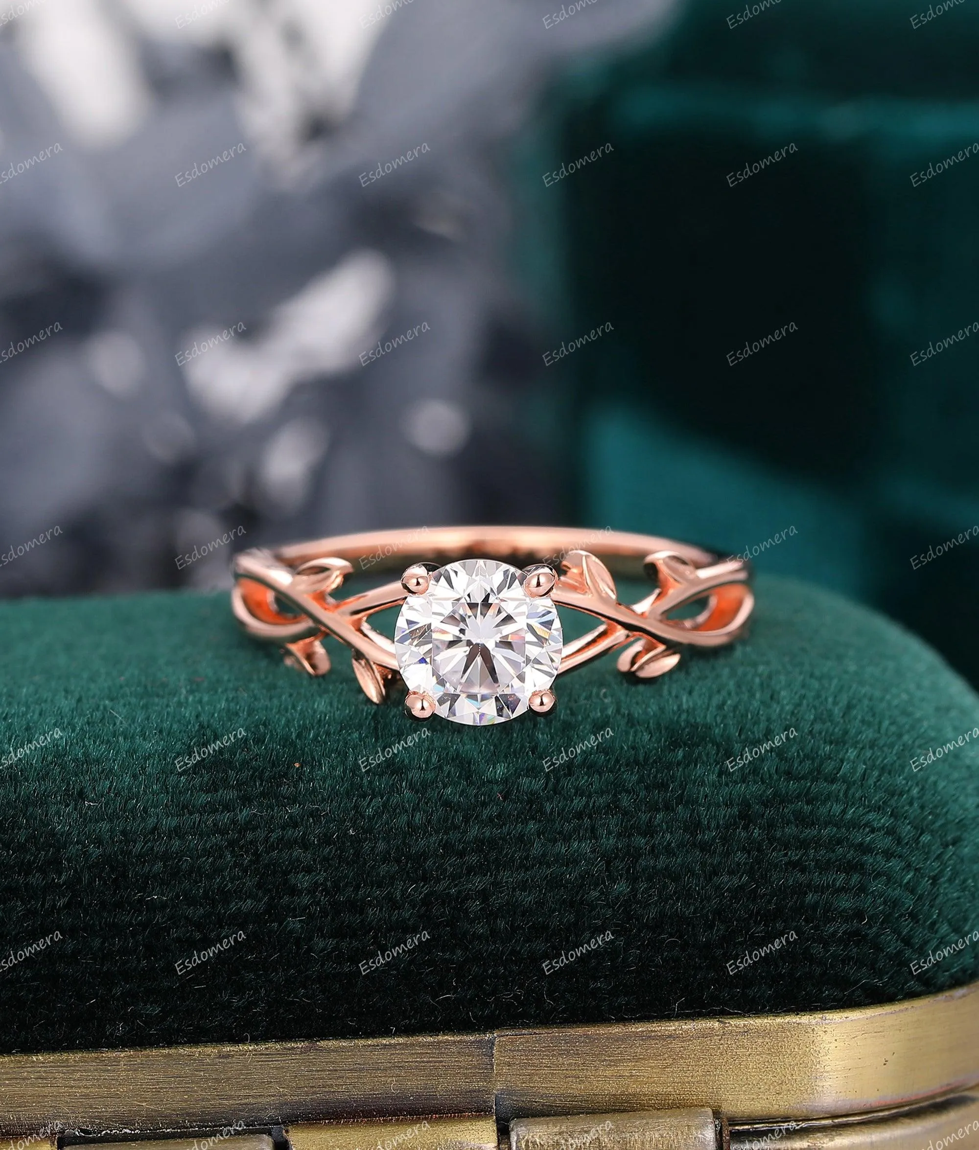 Unique Leaf Round Cut 1CT Lab Grown Diamond Anniversary Ring