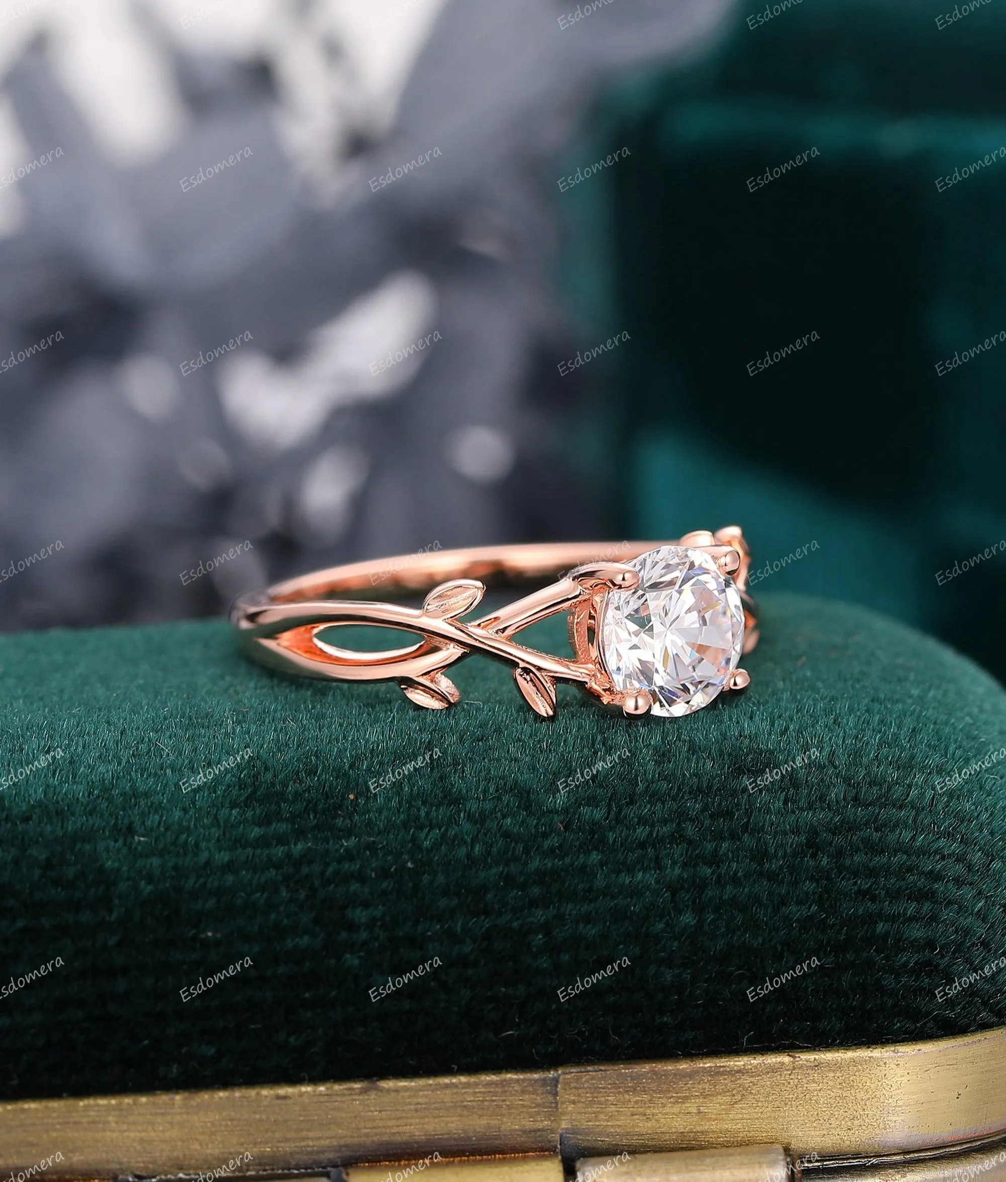 Unique Leaf Round Cut 1CT Lab Grown Diamond Anniversary Ring