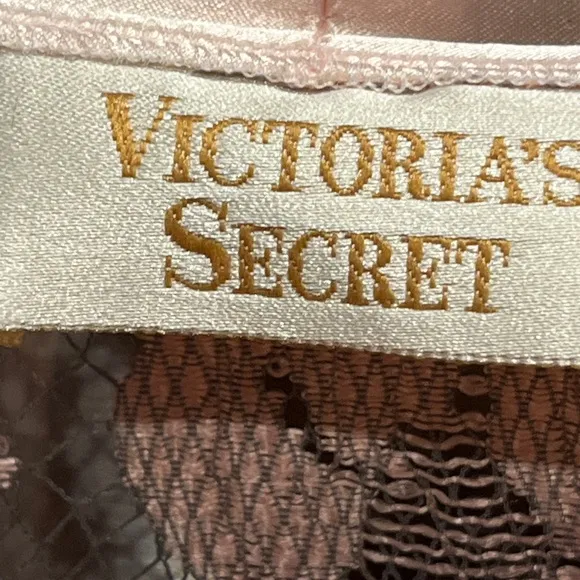 Victoria’s Secret PINK peach FLORAL sheer LACE ROBE Gold label satin RAYON belt