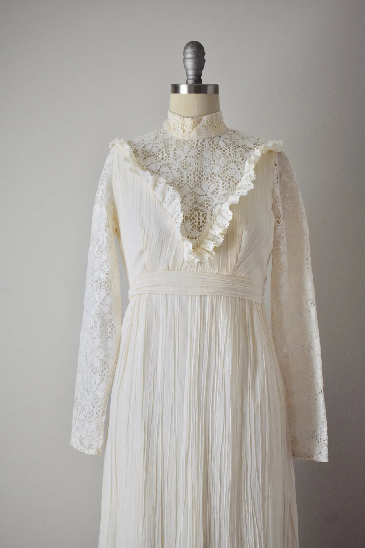 Vintage 1980s Cotton Guaze Crochet Lace Gown