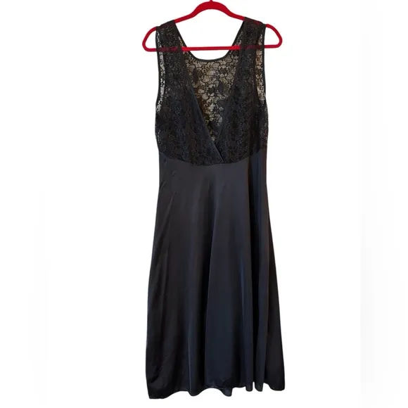 Vintage Contessa Black Lace Nylon Slip Nightgown