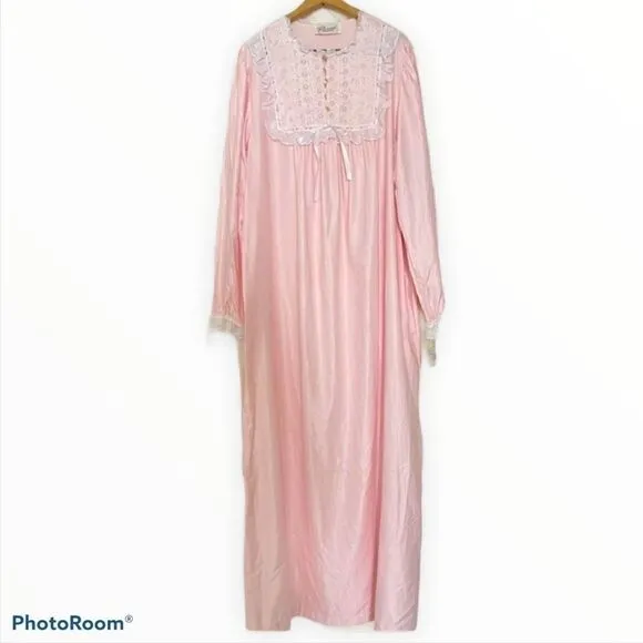 Vintage Deadstock 70’s Soft Pastel Pink Long Satin Button Up Robe Housecoat Sz S
