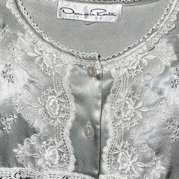 Vintage Oscar de la Renta‎ Soft Green Lace Embroidered Satin Long Nightgown