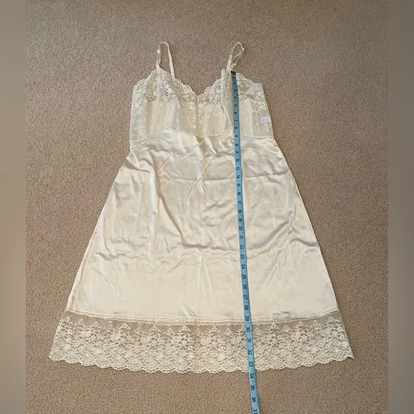 Vintage Vanity Fair Lace Slip - Made in the USA - Size: 38