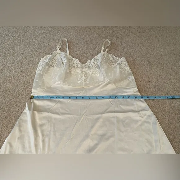 Vintage Vanity Fair Lace Slip - Made in the USA - Size: 38