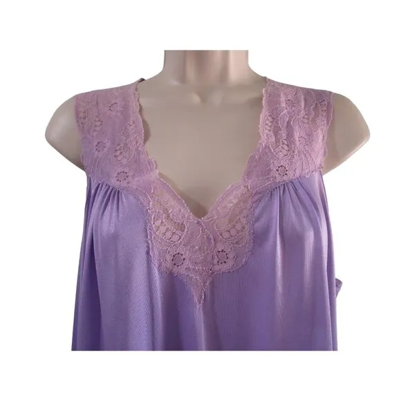 Vintage Vassarette Lavender Nightgown Ladies L Lace Nylon USA Made