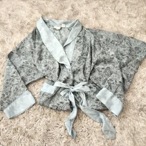 Vintage Victoria's Secret Gold Tag Blue Lace Print Full Length Robe Size M/L